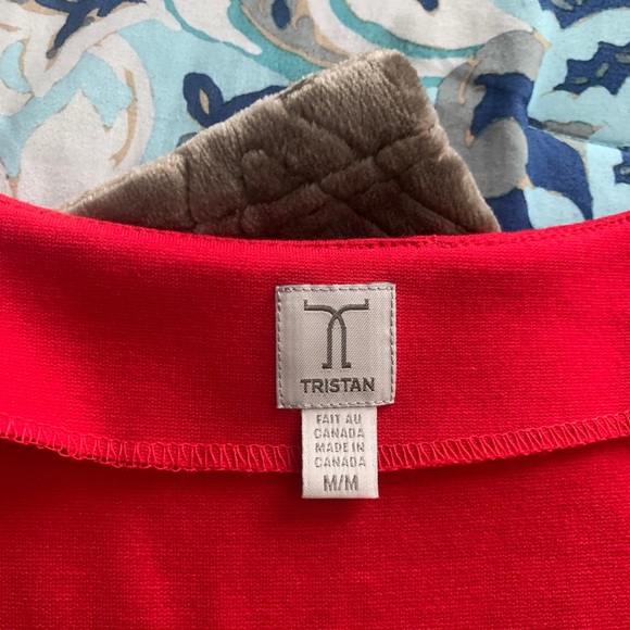 Red dress - Picture 4 of 4